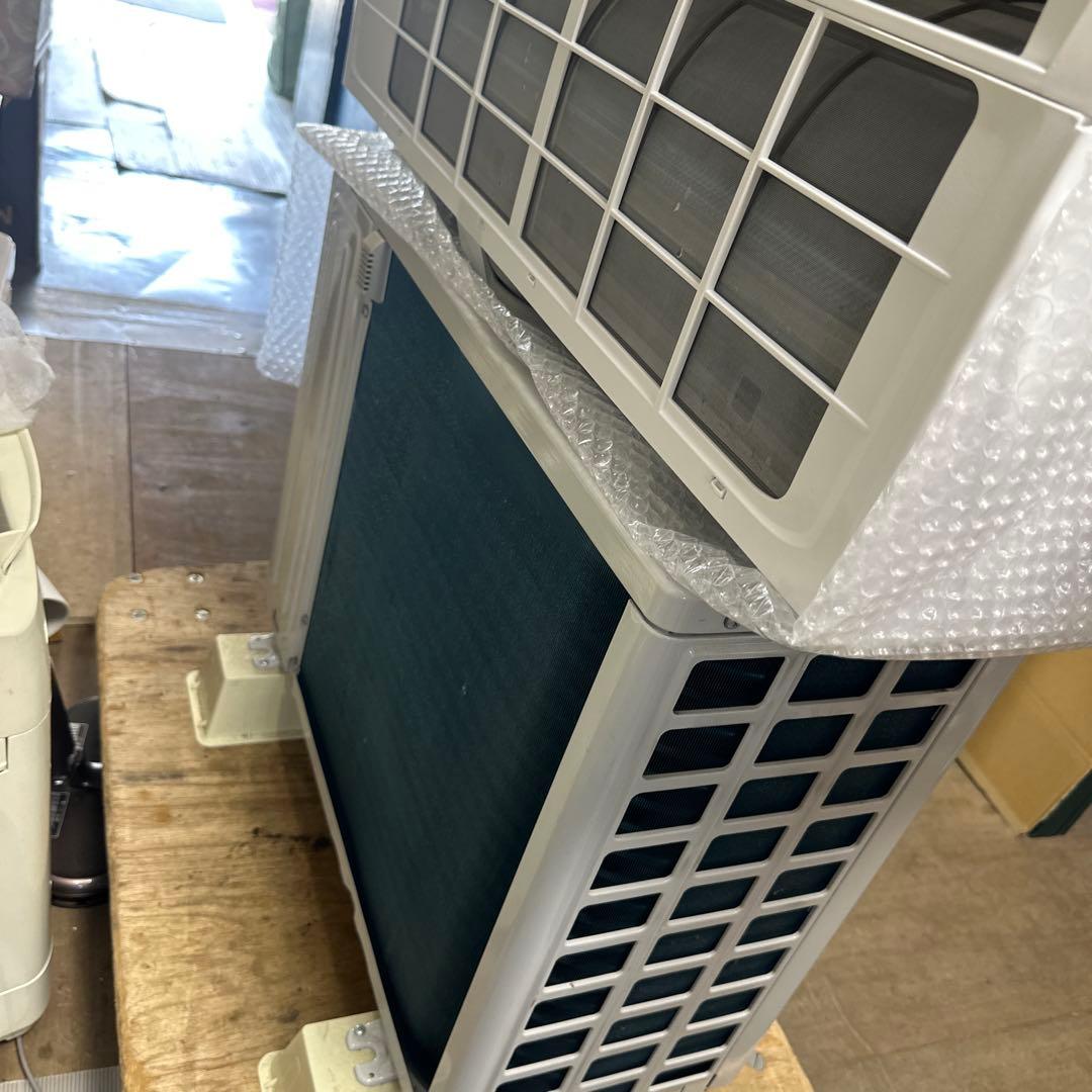 ハイセンス エアコン 2.2kw 2024年式　美品