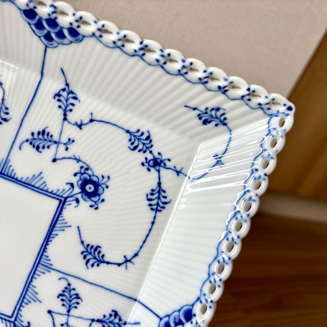 ロイヤルコペンハーゲン　ブルーフルーテッド フルレース プレート21cm