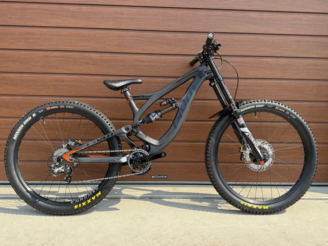 美品PIVOT PHOENIX DH Sサイズ キッズ仕様　緊急値下げ！