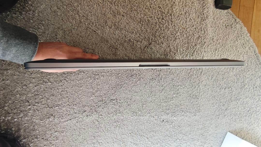MacBook本体 MacBookPro 2019 i9 32GB 1TB vega 20 4GB