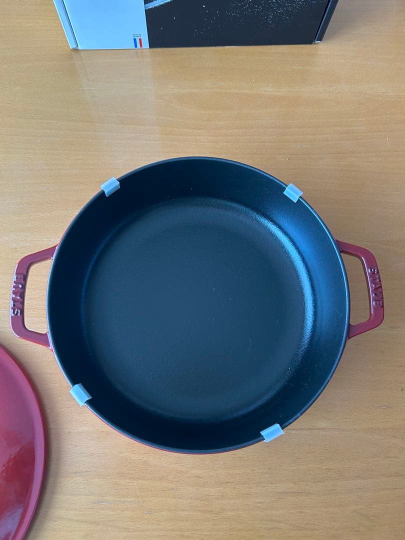 【新品】ストウブSTAUB 26cm ブレイザーソテーパン　チェリー