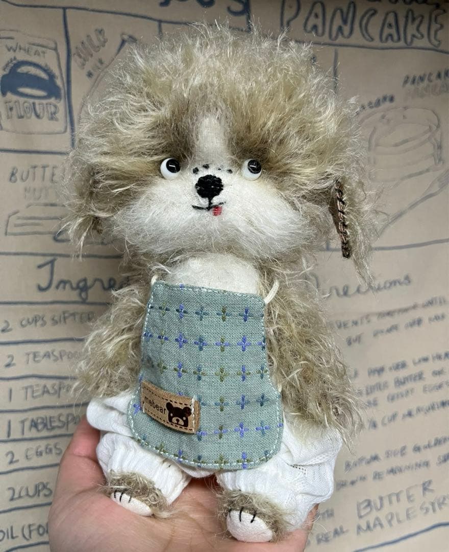 キュートなワンワン ぬいぐるみ アーティストベア ハンドメイド 海外作家様 犬