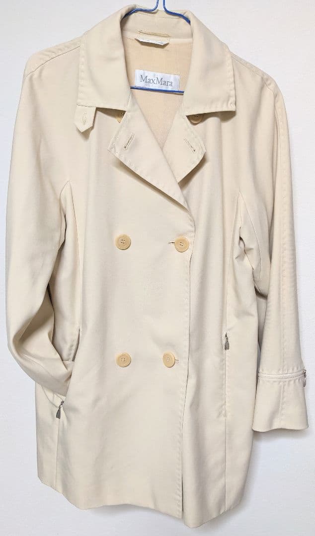 MAX MARA ハーフコートイタリア製　サイズUSA6 白タグ(高級)正規品