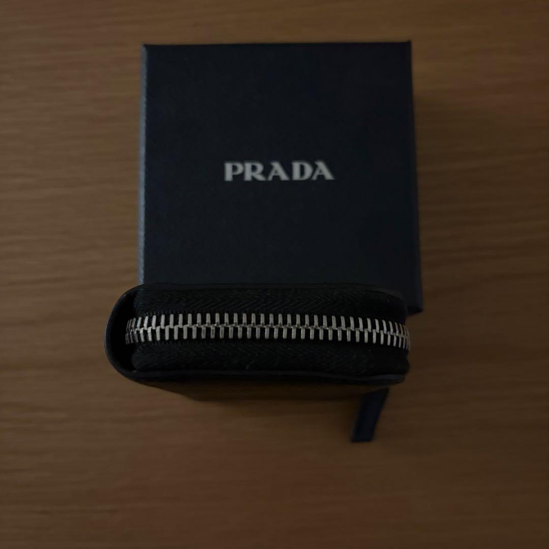 PRADA サフィアーノレザー ケース