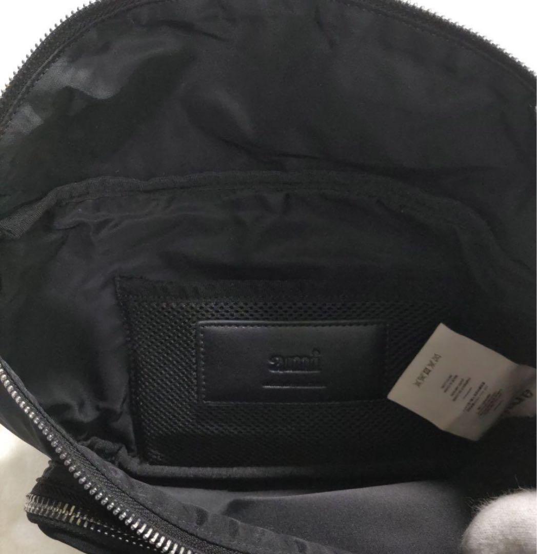 ami Paris ボディーバッグ　ウエストポーチ　ブラック男女兼用