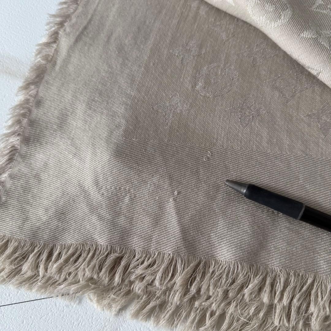 ルイ・ヴィトンモノグラム 大判ストール ベージュ　グレージュ140×140