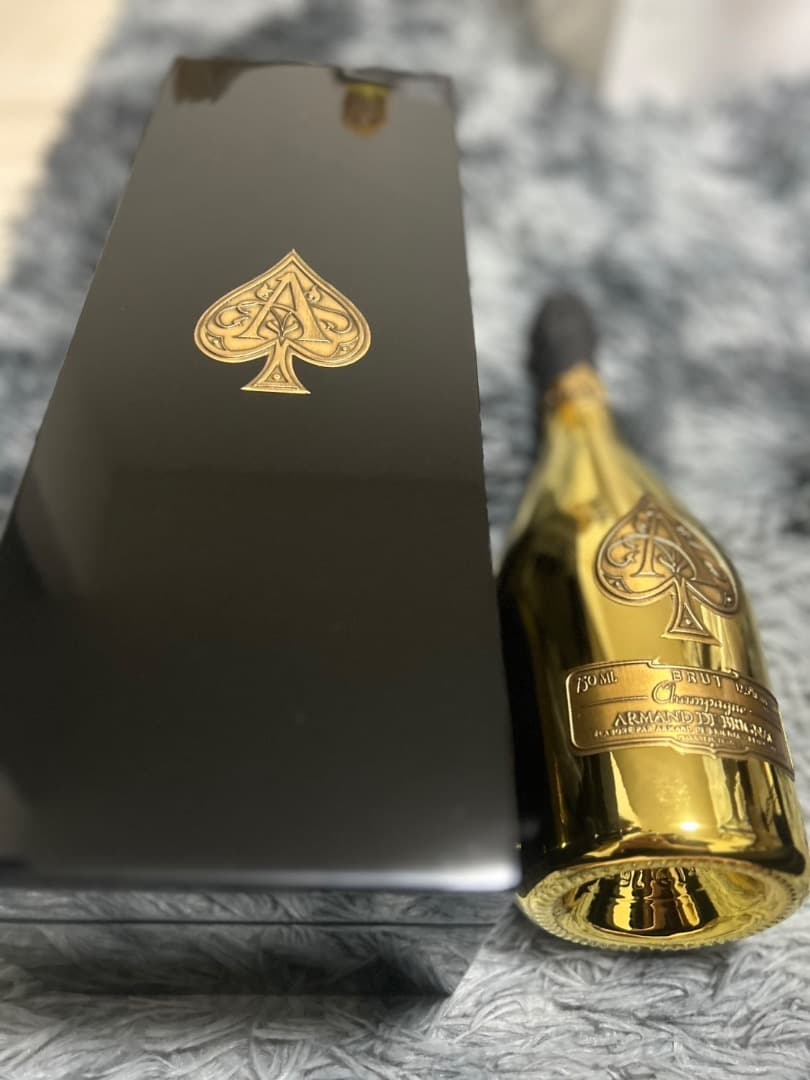 Armand de Brignac アルマンドゴールドシャンパン 新品未開栓