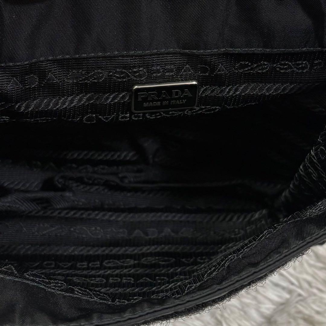 PRADA アクセサリーポーチ ナイロン 三角ロゴ ギャランティ付 MV459