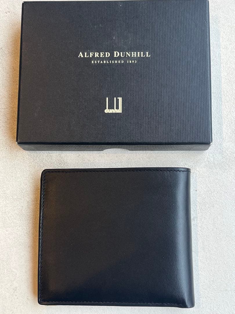 【新品未使用】Alfred Dunhill ブラック 二つ折り財布