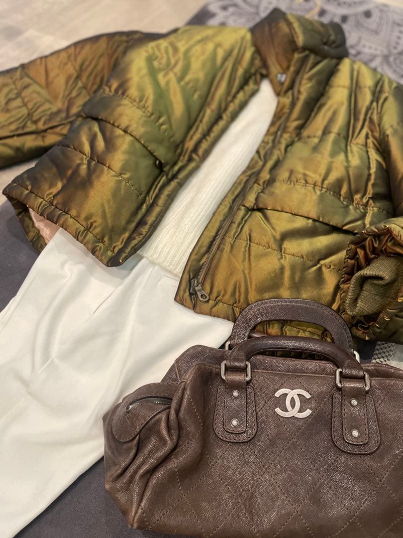 CHANEL ダウンジャケット40 silk 100% オーバーサイズ