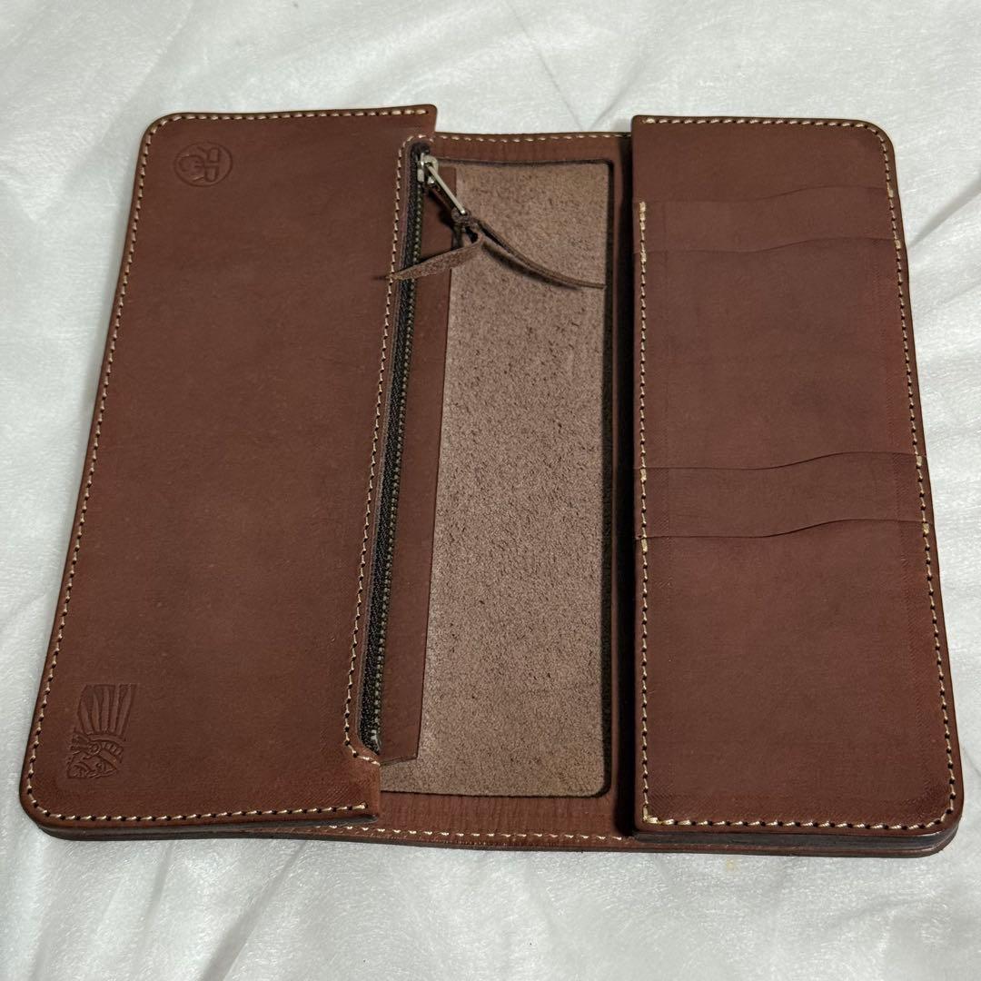 ⭐️未使用⭐️レッドムーン　二つ折り財布　ブラウン　レザー　長財布