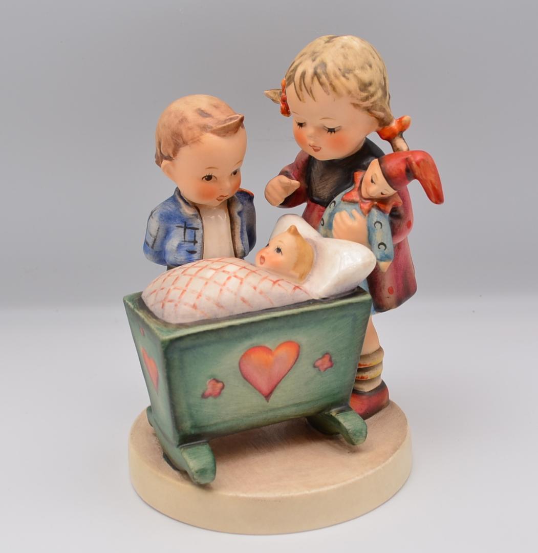 出産／本の虫／風呂敷　３点おまとめ　フンメル人形　ドイツゲーベル　ご成約済み