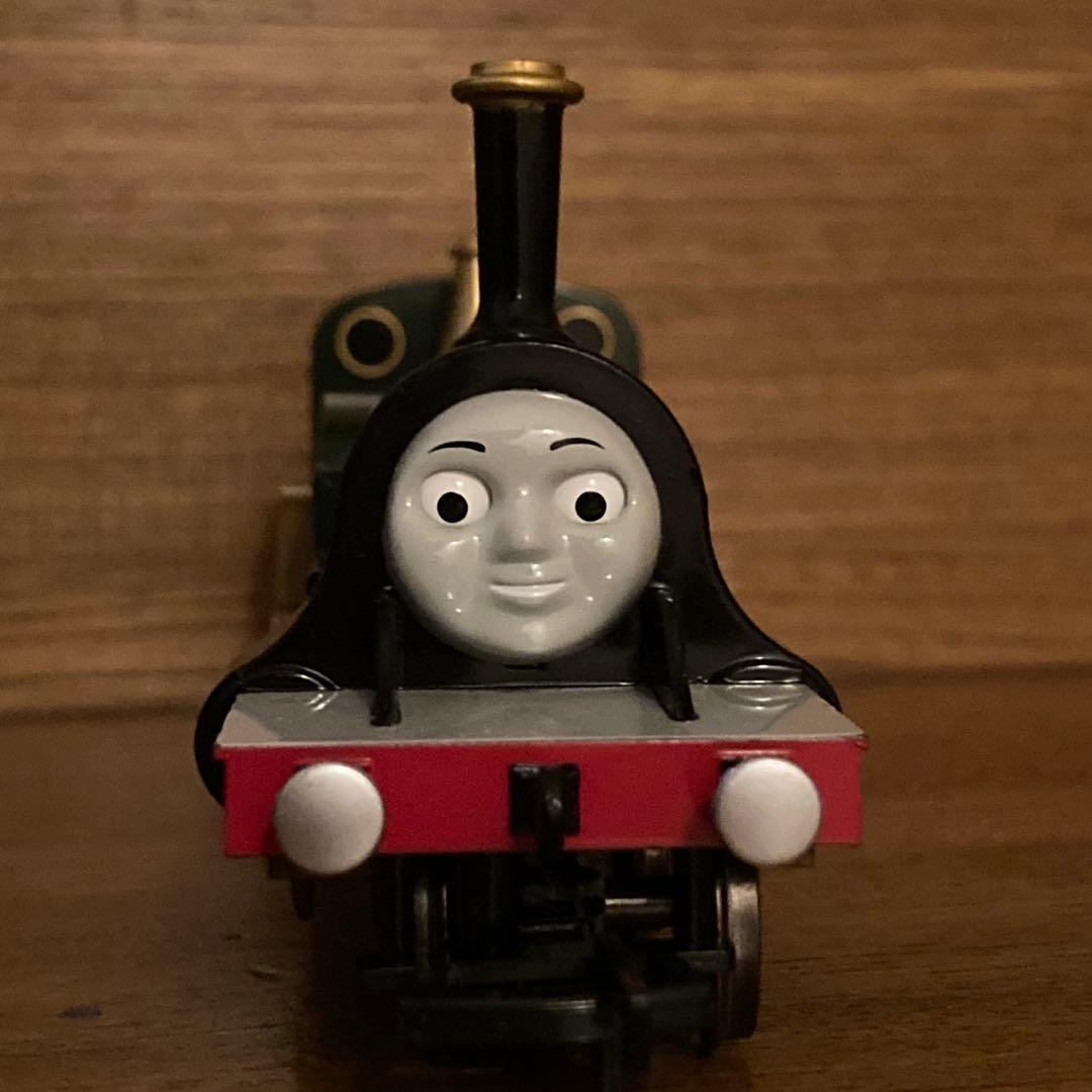 Bachmann HOゲージ　きかんしゃトーマスシリーズ　エミリー
