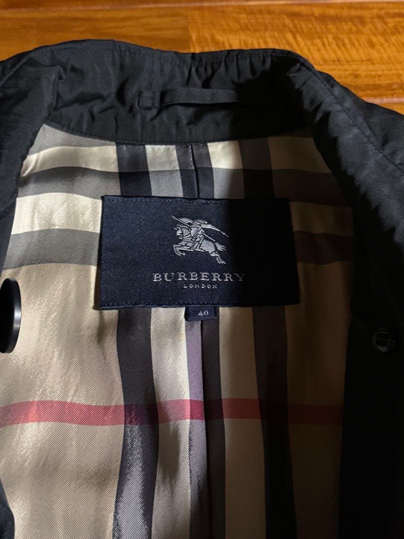Burberry バーバリーロンドンのトレンチコート