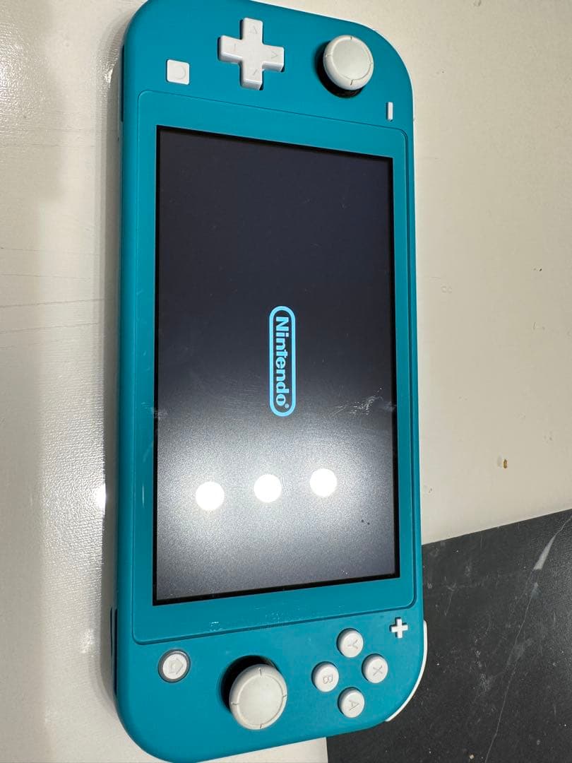 Nintendo Switch Lite 青 本体と充電器付き