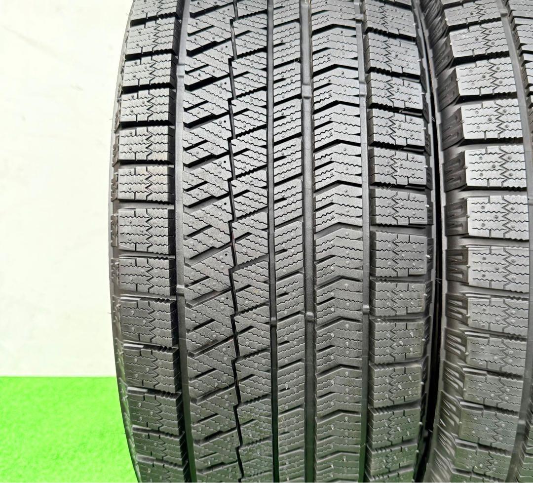 イボ付き．ブリヂストン ブリザック vrx2．225/55R17．21年製．4本