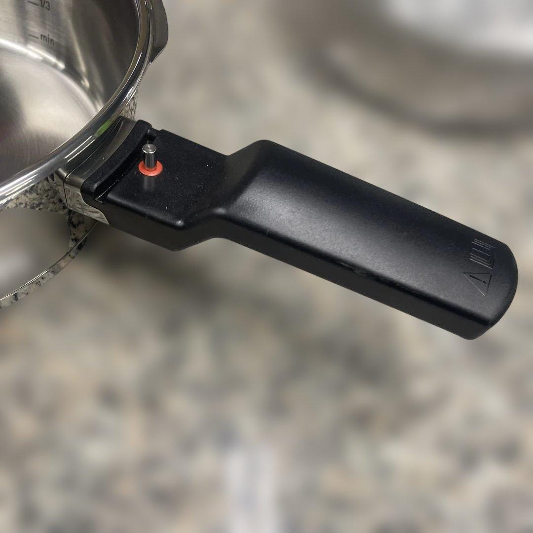 A*e様 ★Fissler フィスラー 圧力鍋セット ガラス蓋 調理器具 蒸し器