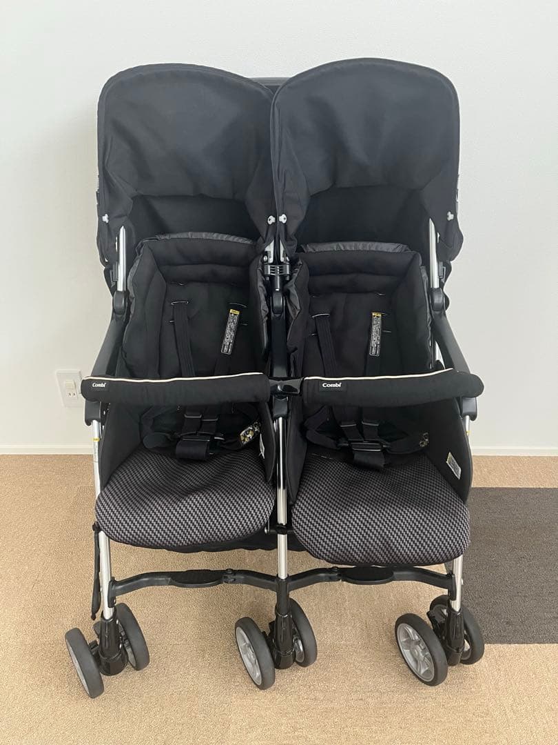 コンビ Combiツインスピン双子用2人乗りベビーカー
