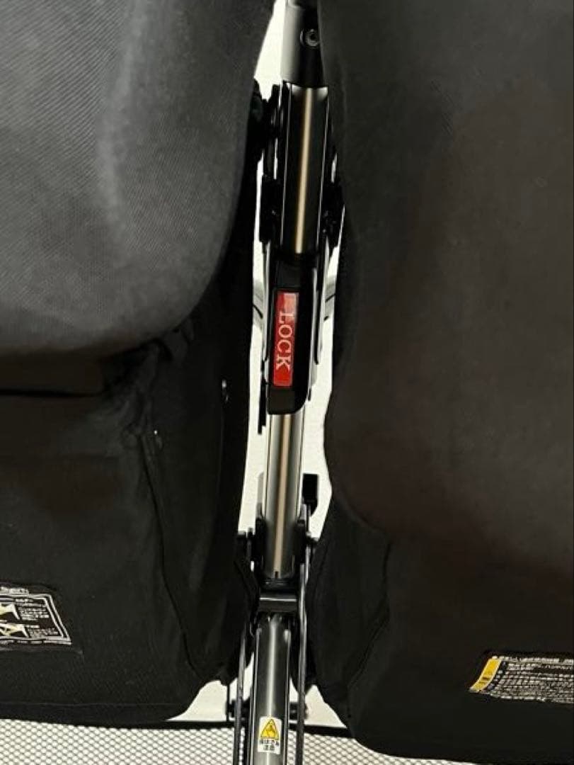 コンビ Combiツインスピン双子用2人乗りベビーカー