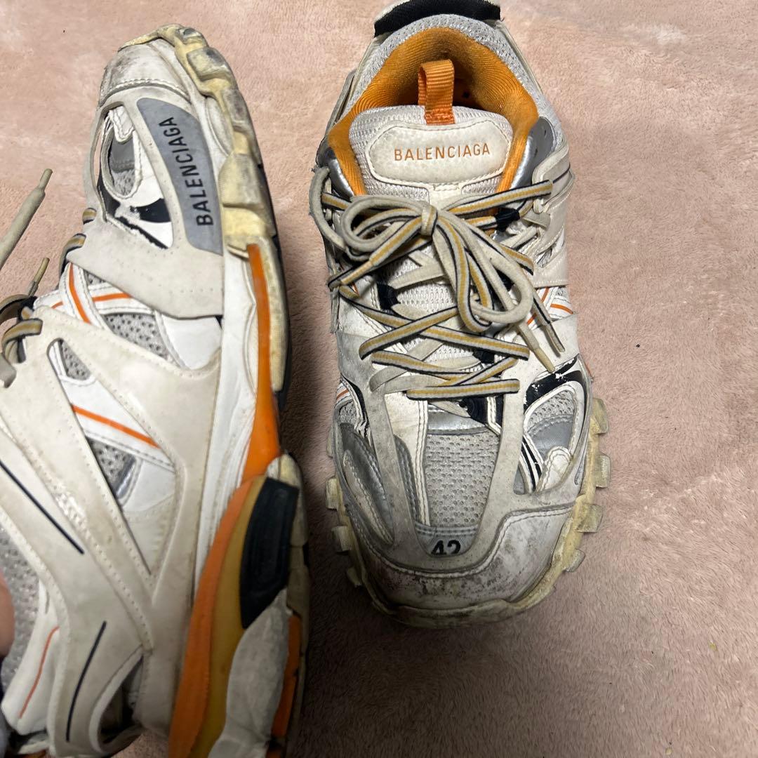 バレンシアガスニーカー