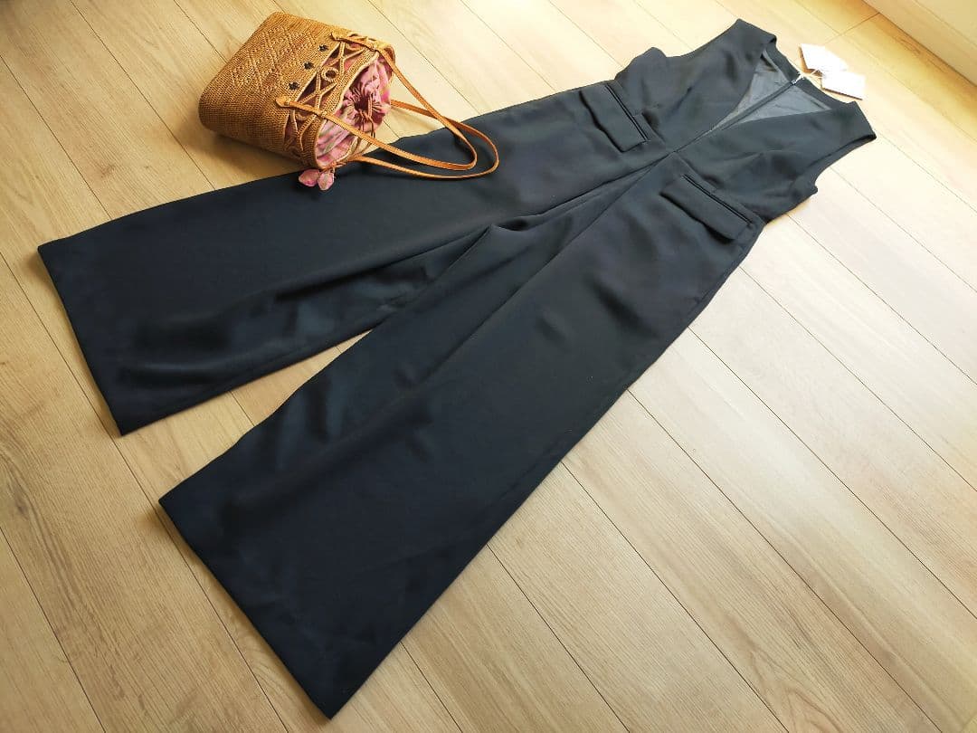 新品CADUNE カデュネ ハートカットオールインワン 黒36サイズ