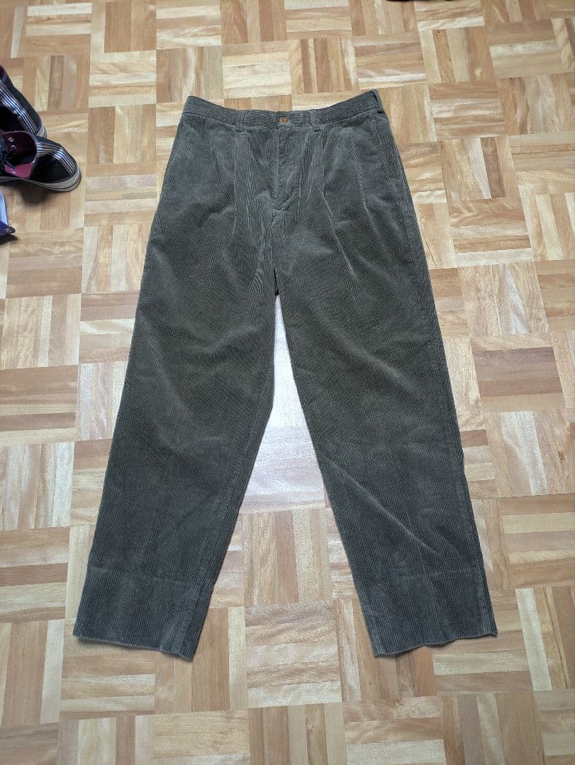 C.P. Company コーデュロイパンツ