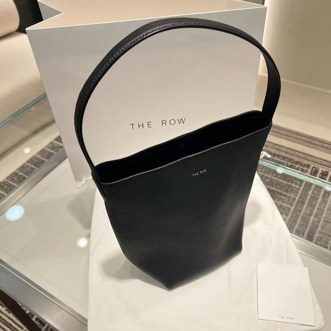 美品THE ROW ブラックレザートートバッグ