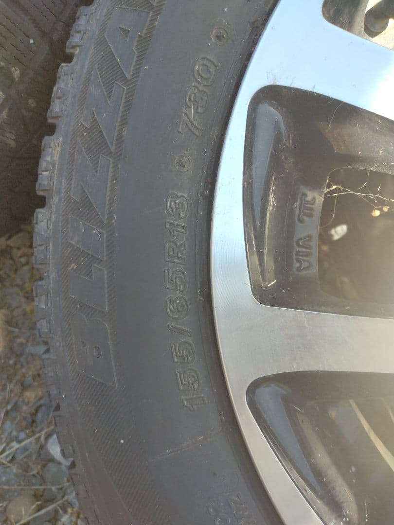 送料込み！155/65r13 ブリヂストン スタッドレスタイヤ ホイール付き