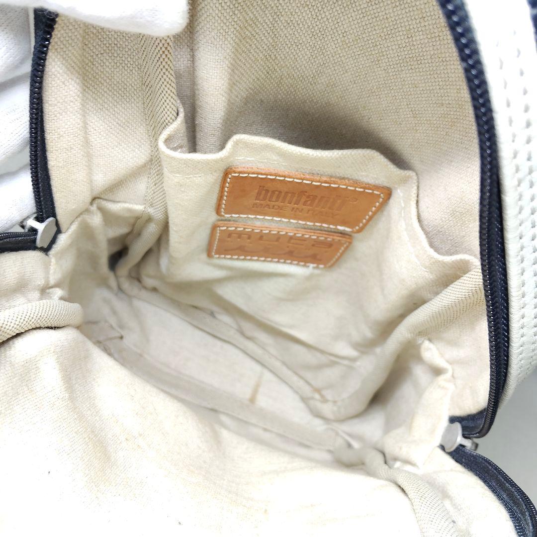 ムータマリン　ボディーバッグ　ネイビー ロゴ