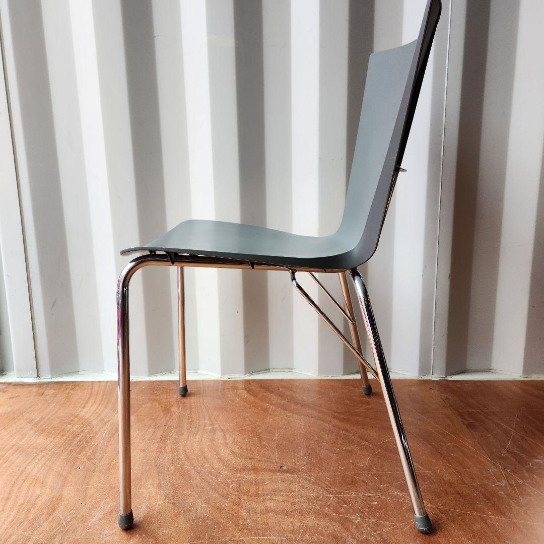 希少　SEGIS STORM スタッキングチェア　チャコール　italy