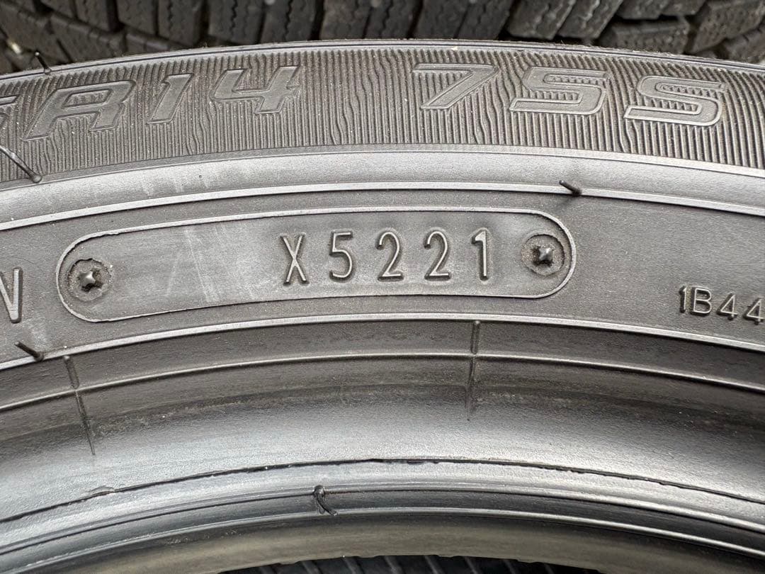 タイヤ・ホイール 155/65r14 DUNLOP EC202