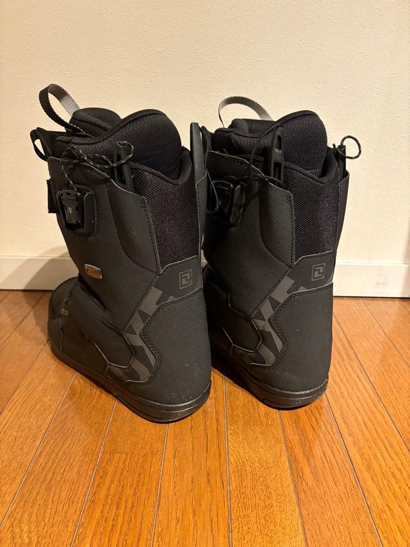DEELUXE ブラック スノーボードブーツ