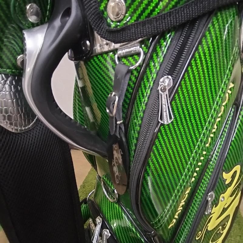 DANCE WITH DRAGON バイアスホロストライプ キャディバッグ