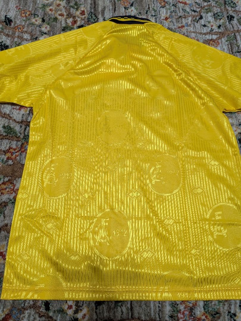ビンテージ　トッテナム・ホットスパー イエロー