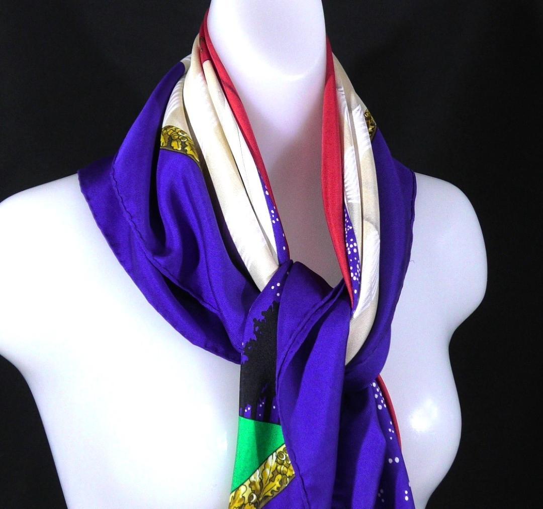 美品　HERMES エルメス　大判スカーフ　カレ90　 D362