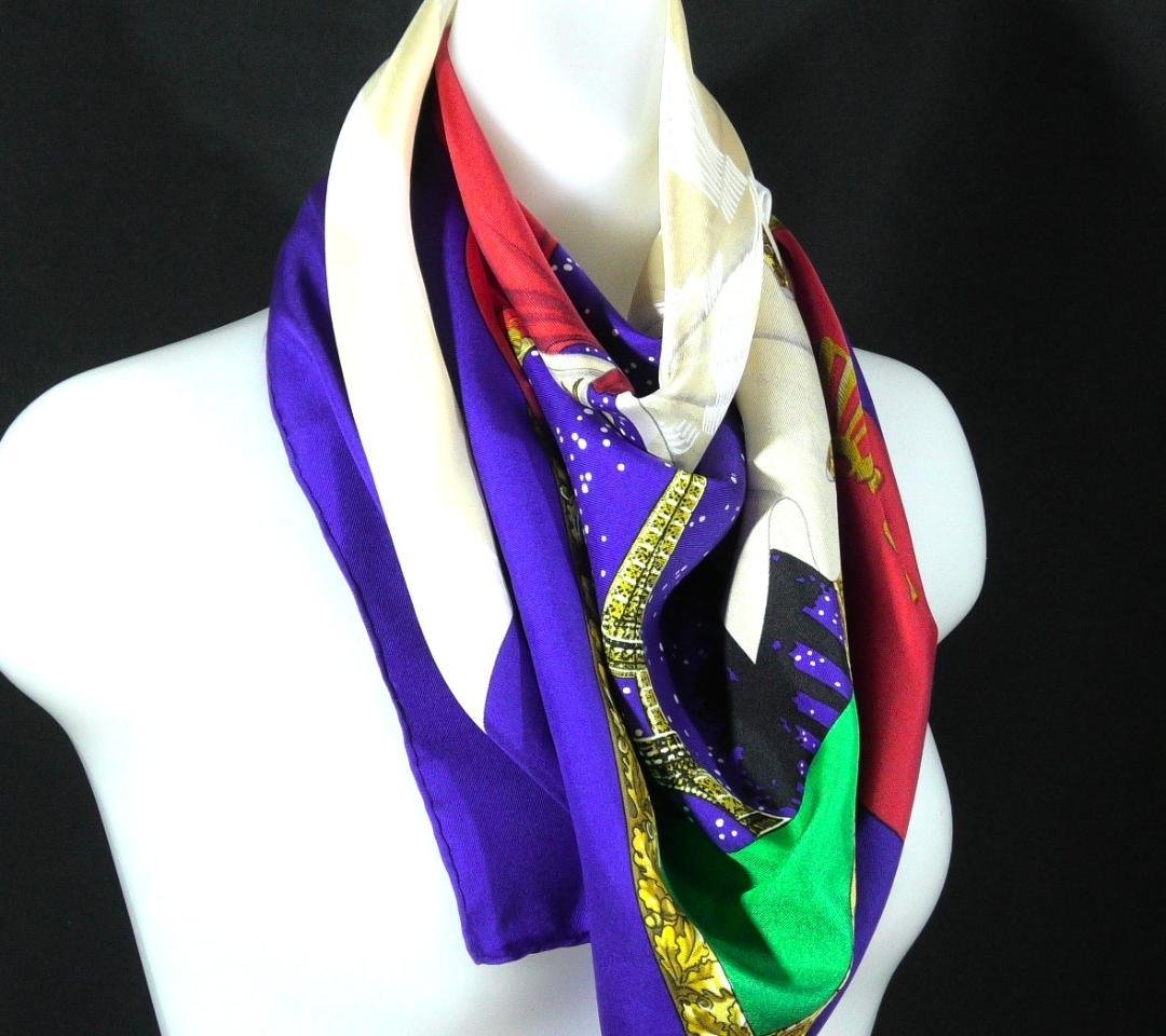 美品　HERMES エルメス　大判スカーフ　カレ90　 D362