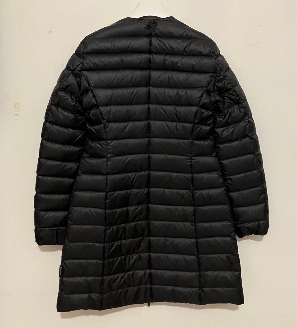 Moncler モンクレール　ダウンコート　難あり