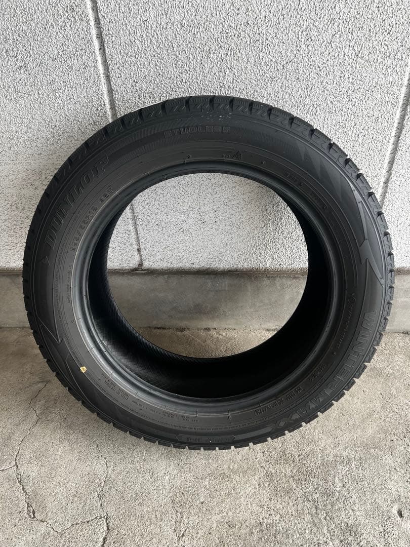 DUNLOPスタッドレスタイヤ 18インチ　としかす