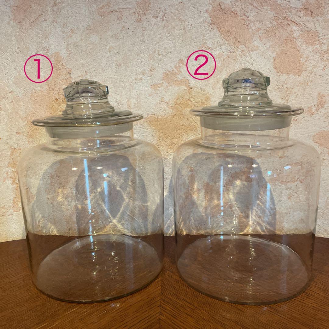 レトロ雑貨　昭和蓋付き大きなガラス瓶