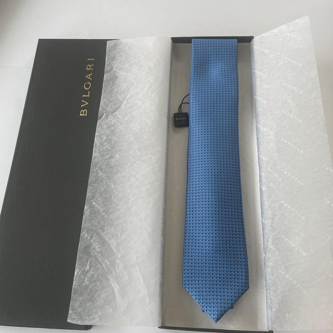 紙バック見つかりました！新品・箱・タグ付き BVLGARIネクタイブルー シルク