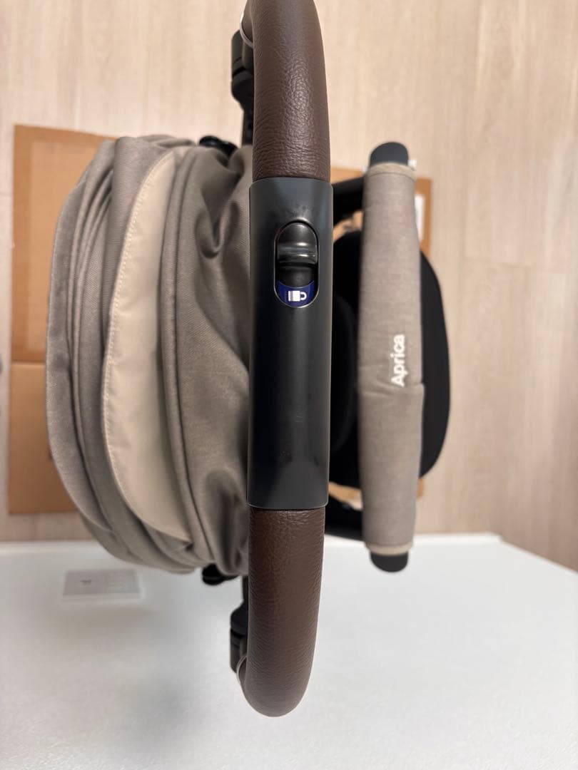 Apricaアップリカベビーカー Apricaラクーナクッションエアフリープラス