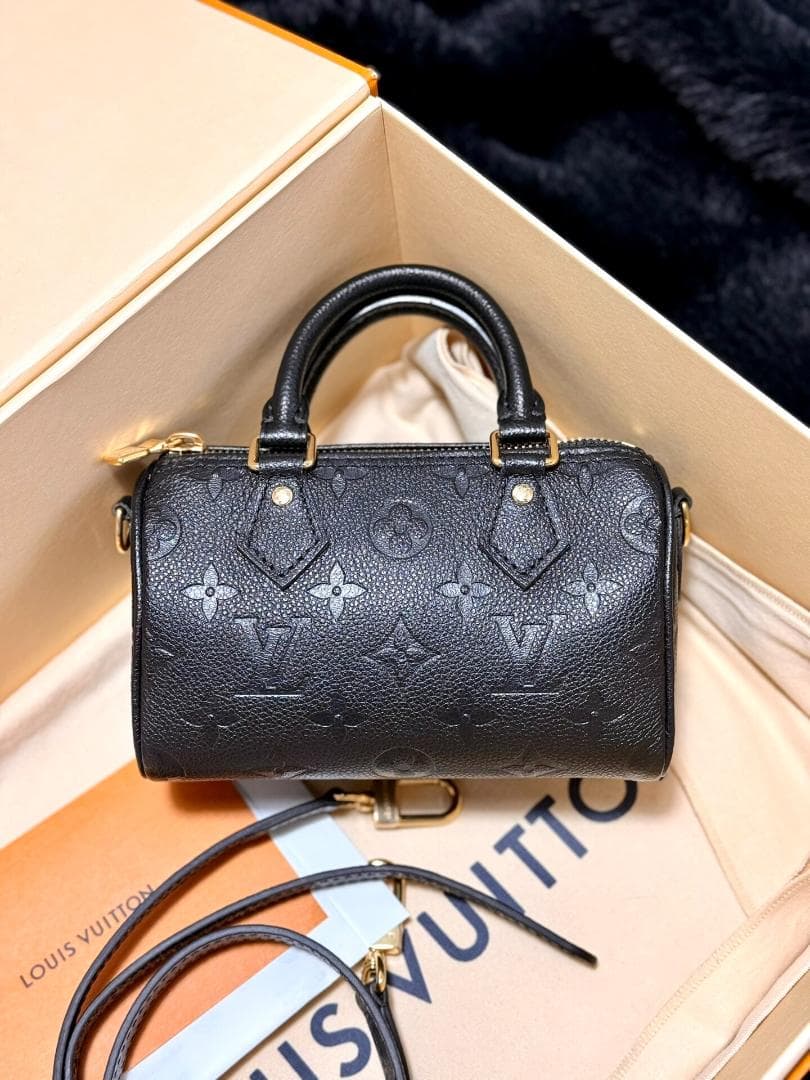 Louis⭐️ Vuittonナノ・スピーディ ブラックM82450