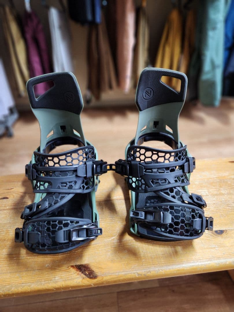 23-24 NIDECKER SUPERMATIC (L サイズ)