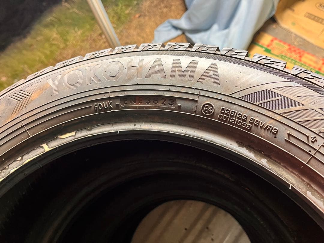 本日限定価格195/60R17YOKOHAMA スタッドレス　4本セット