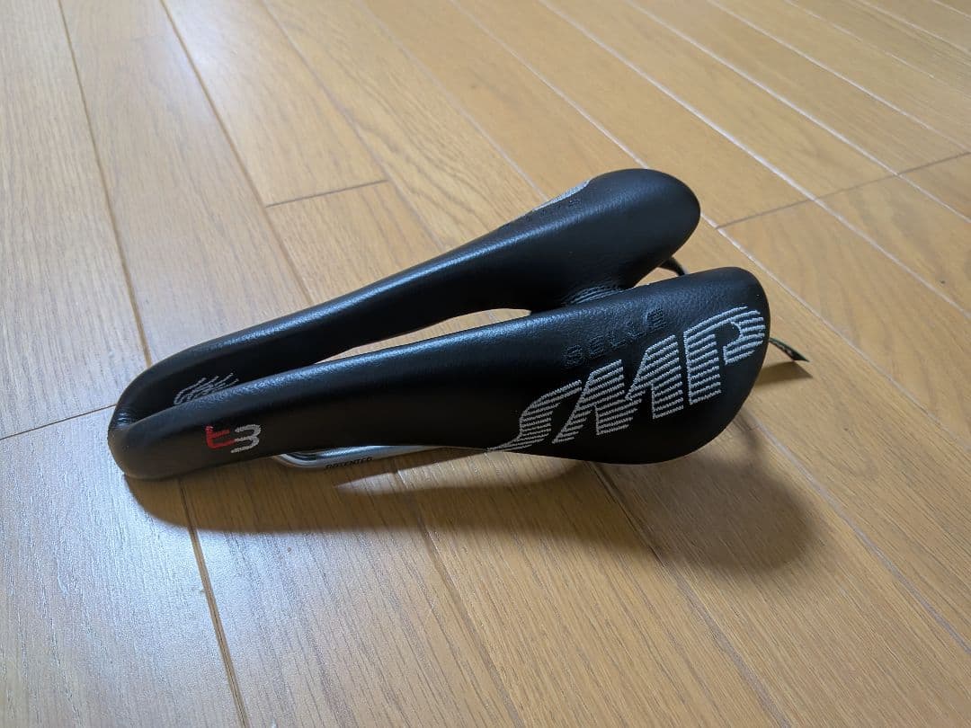 SMP T3 サドル トライアスロン用