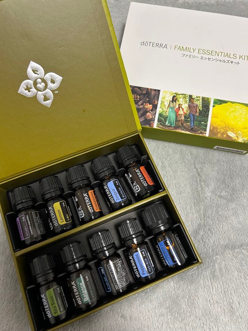 doTERRA ファミリーエッセンシャルキット