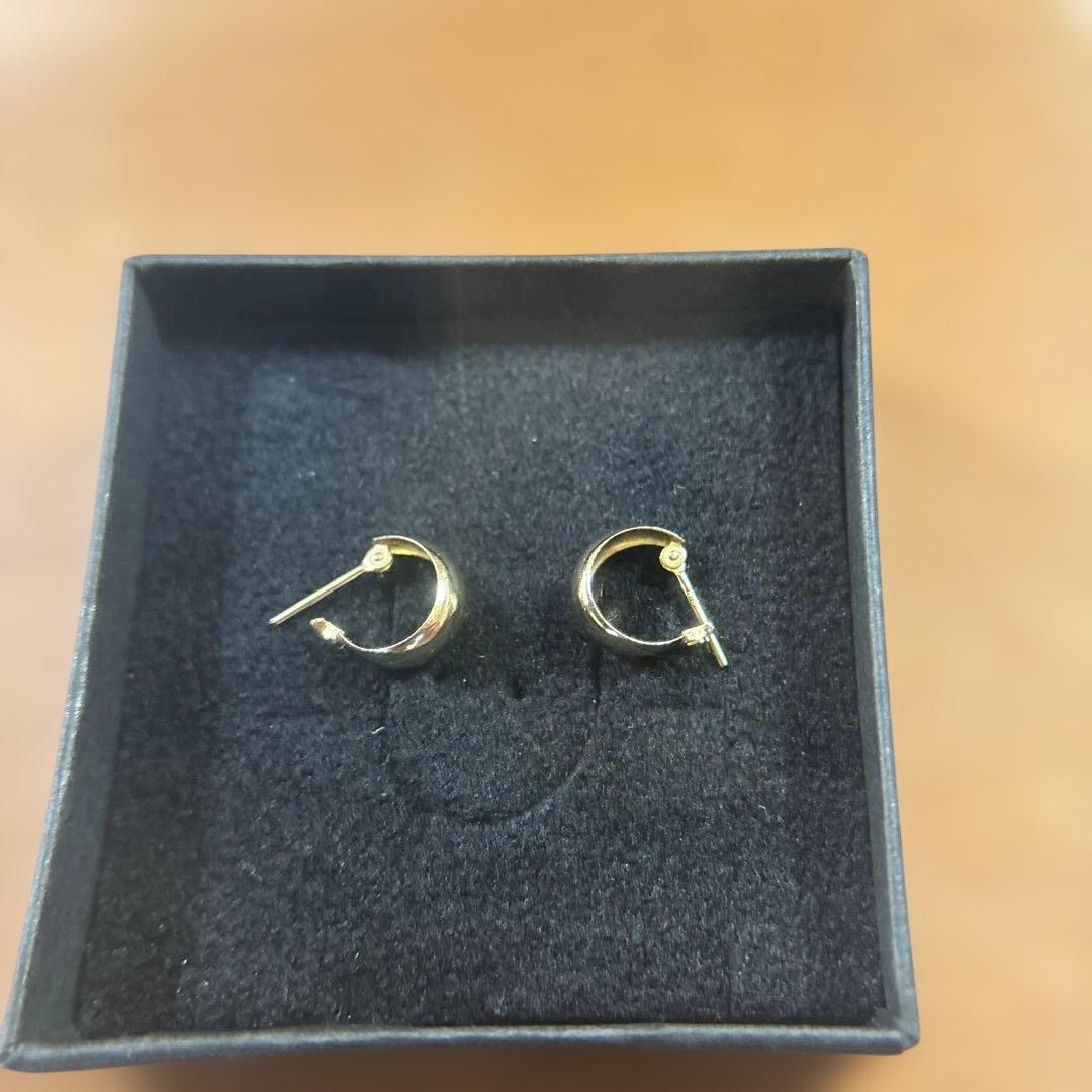 K18 フープピアス 5mm×10mm クロッシングピアス イエローゴールド美品