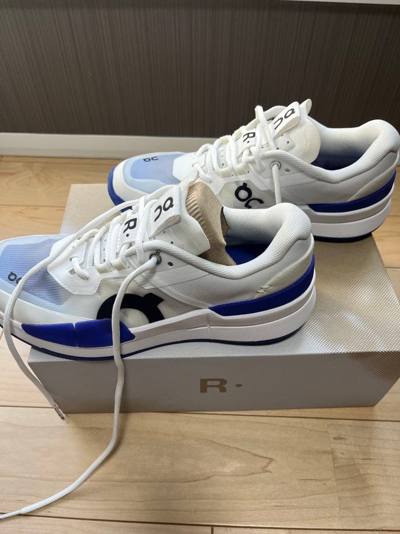 シューズ(男性用) On THE ROGER Pro 2 White/Indigo 25.5