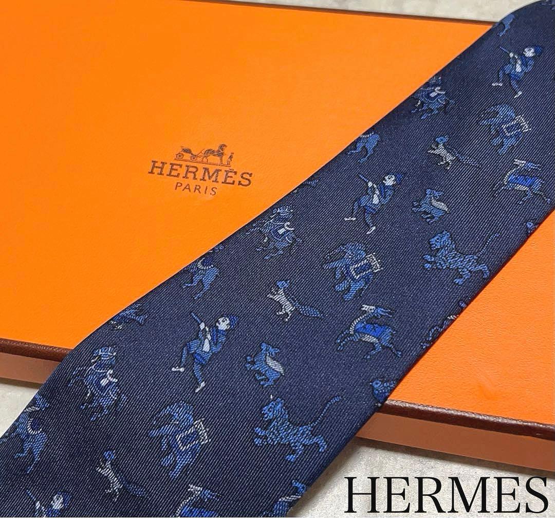 未使用級 箱付き HERMES ネクタイ ハイブランド 総柄