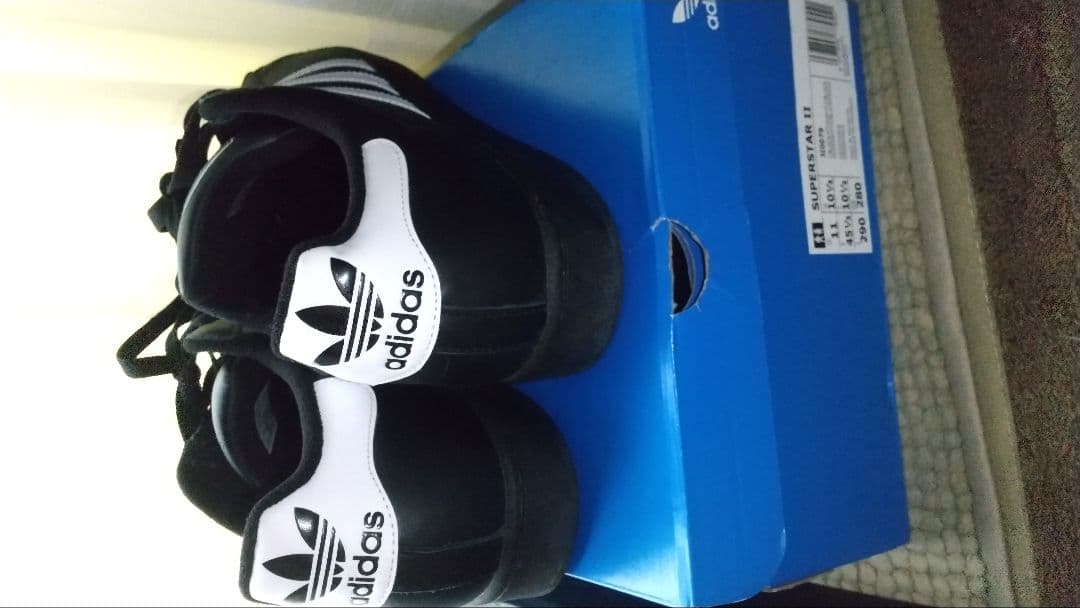 新品!アディダススーパースター